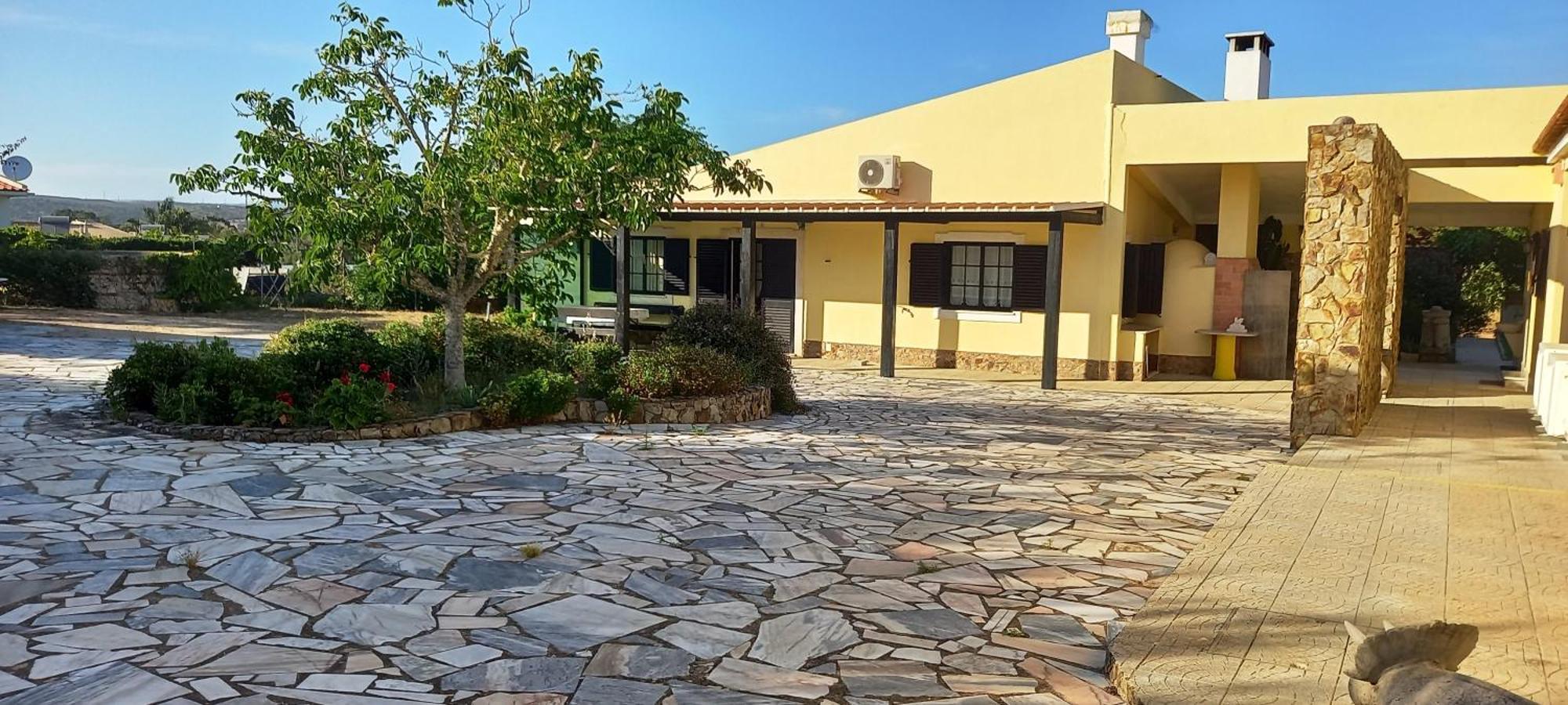 Quinta Das Aves Guest House Lagos Exterior photo